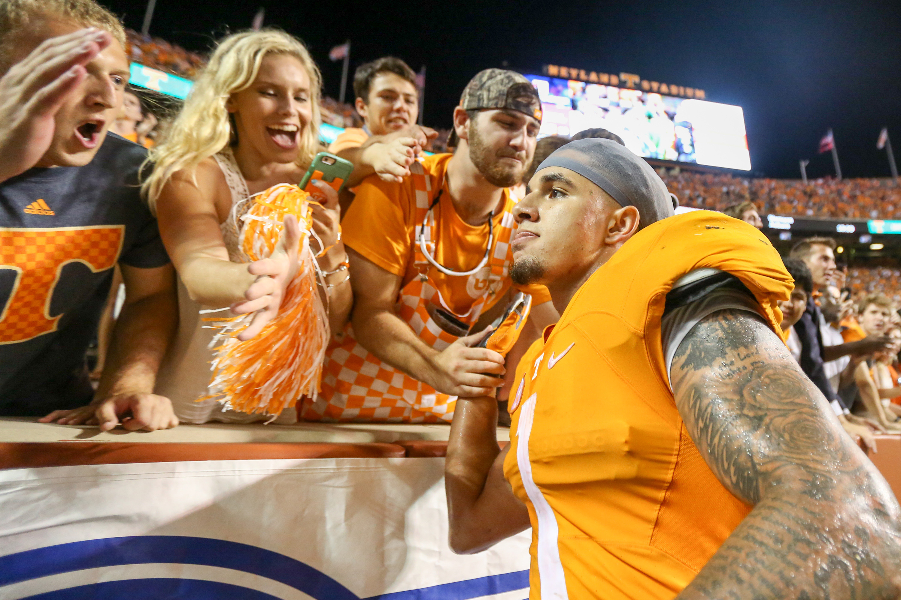 Jalen Hurd to Transfer From Tennessee - ESPN 98.1 FM - 850 AM WRUF