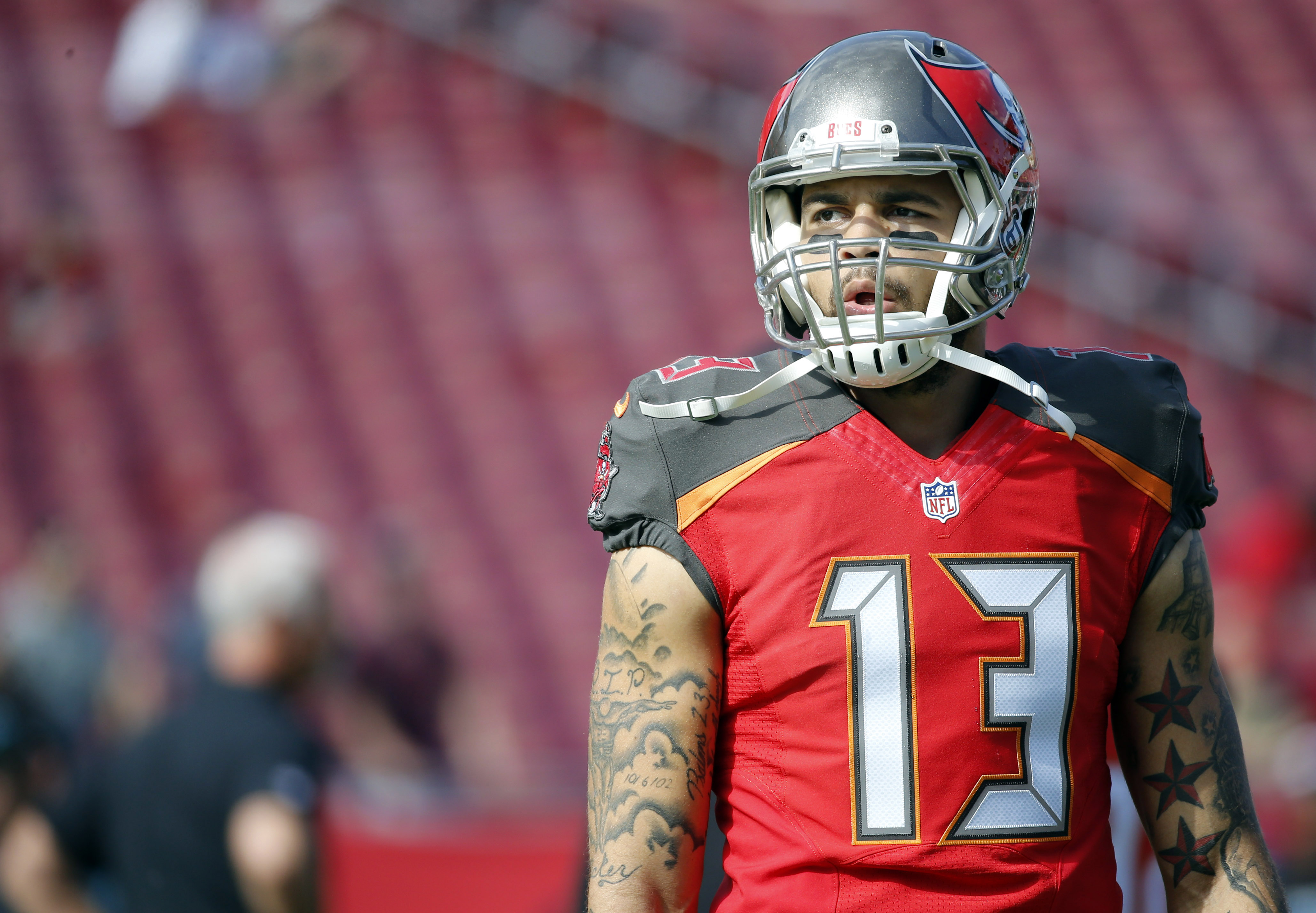 Mike Evans' Contract Picked Up By Bucs - ESPN 98.1 FM - 850 AM WRUF