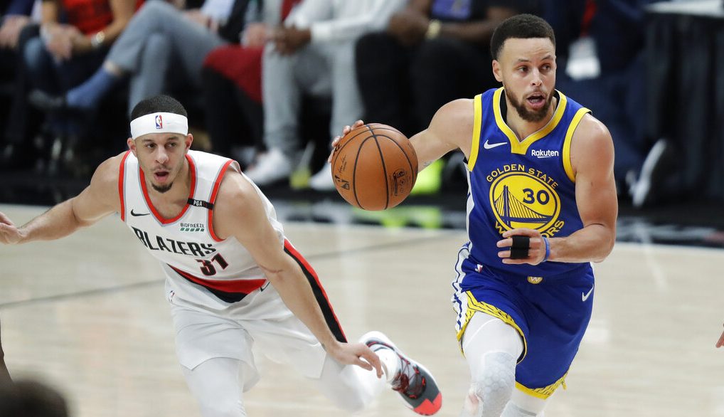 Splash Brothers Lead Warriors Past Raptors