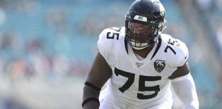 Chiefs' Jawaan Taylor lands on PFF's list of 32 best offensive tackles