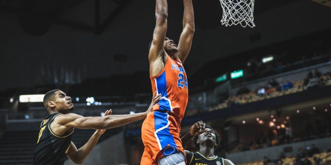 Gators Kerry Blackshear Jr.