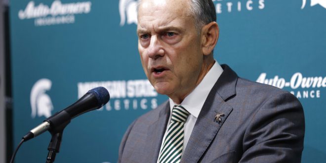 Mark Dantonio resigns from position as Michigan State head coach.