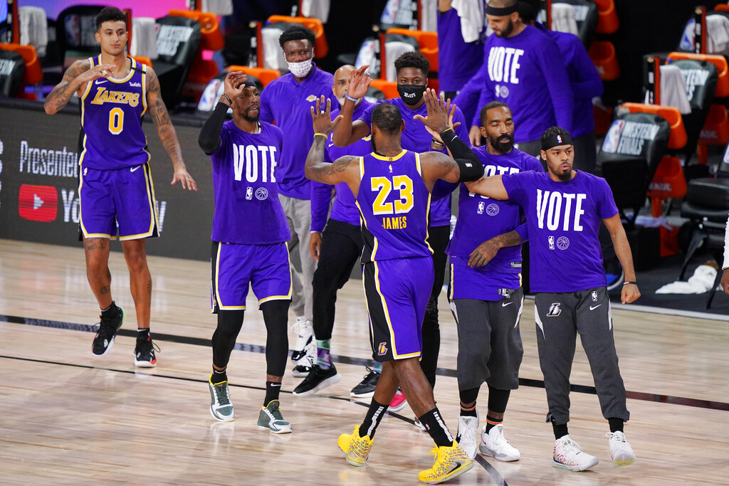 Los Angeles Lakers: All-Time NBA Finals team and bench