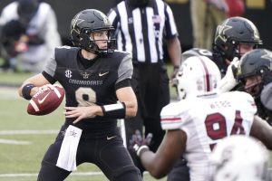 Vanderbilt quarterback Ken Seals (8) passes against South Carolina
