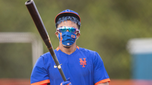 Fransico Lindor with bat