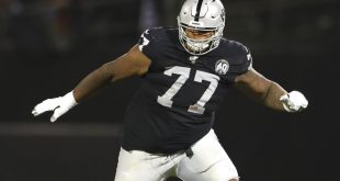 Former Raiders lineman Trent Brown returns to New England