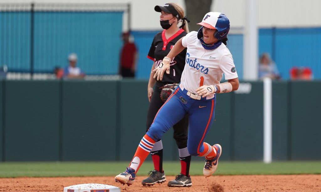 Gators Softball Bests Famu To Close Out T Mobile Tournament Espn 98 1 Fm 850 Am Wruf Gators Softball Bests Famu To Close Out T Mobile Tournament Espn 98 1 Fm 850 Am Wruf