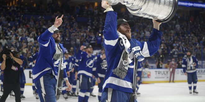 Tampa Bay Lightning defeat Montreal Canadiens to win Stanley Cup