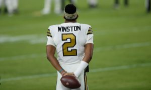 photo from https://saintswire.usatoday.com/2020/11/08/saints-vs-bucs-tom-brady-jameis-winston-eats-a-w/