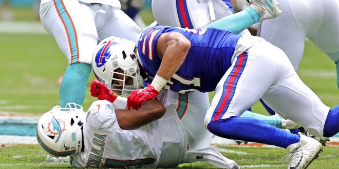 buffalo bills player hurt