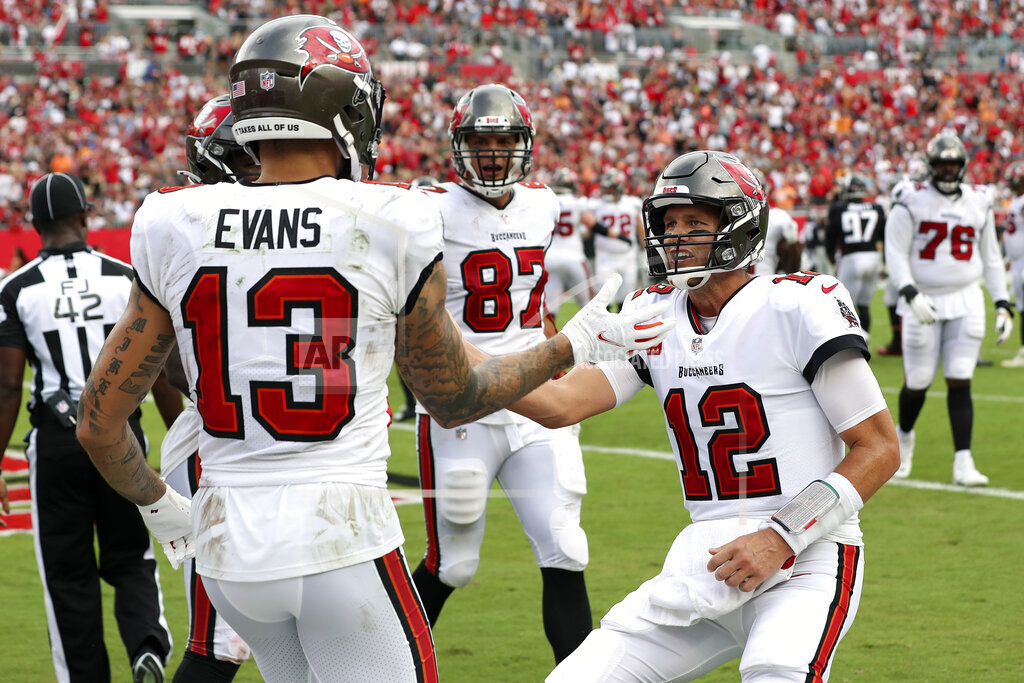 A Look into Free Agency the Buccaneers ESPN 98.1 FM 850 AM WRUF
