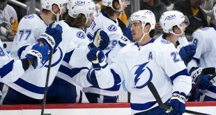 Bolts Control Preds, Get Shutout Win - ESPN 98.1 FM - 850 AM WRUF