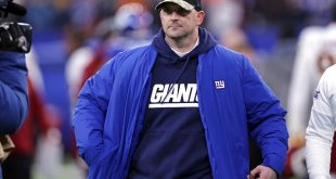 Joe Judge on the sidelines in his last New York Giants coaching gig