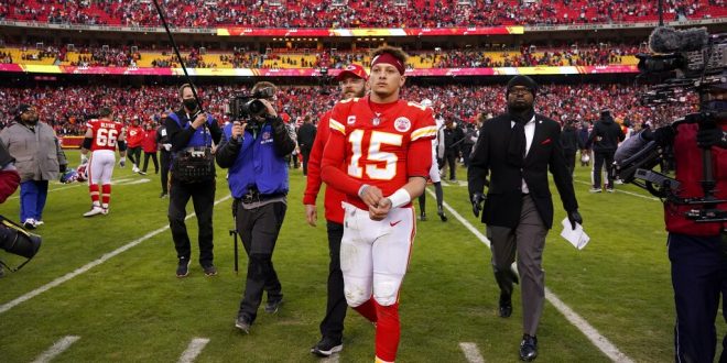 Kansas City Chiefs walk off the field following the loss