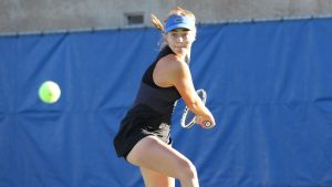 UF Women's Tennis dominates FSU