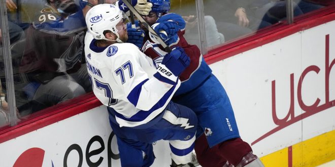 tampa bay lightning fall to avalanche