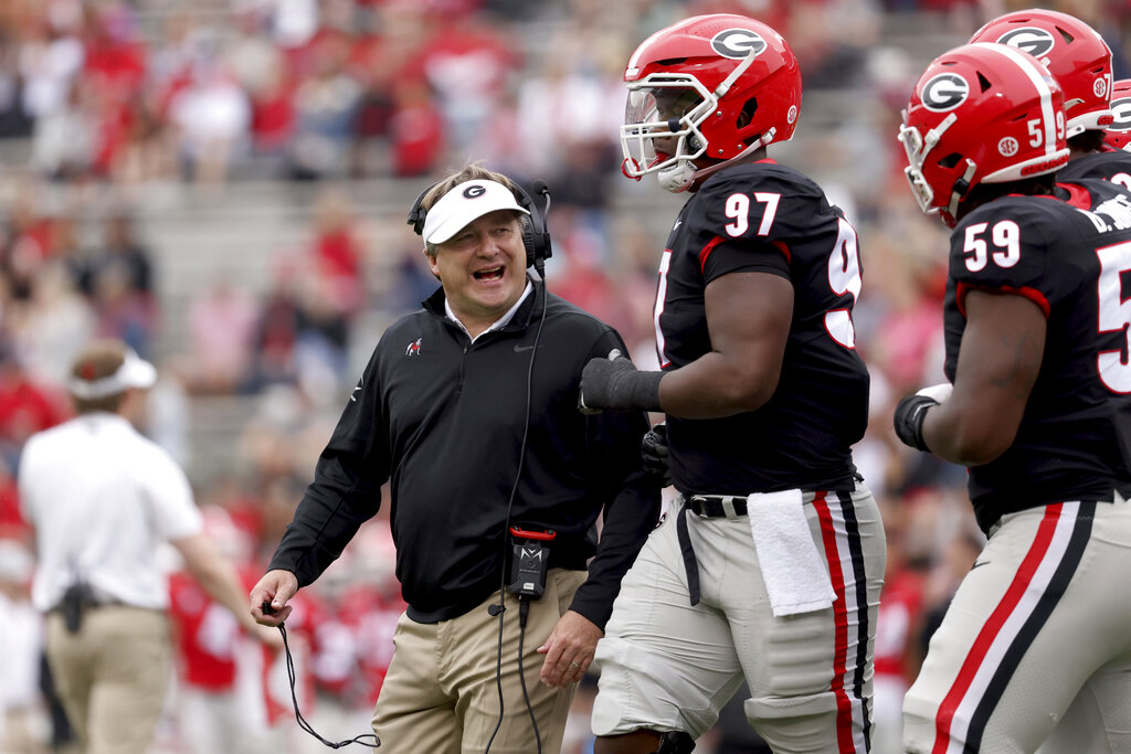 Georgia football coach Kirby Smart discusses growing pains with incoming  players, Football