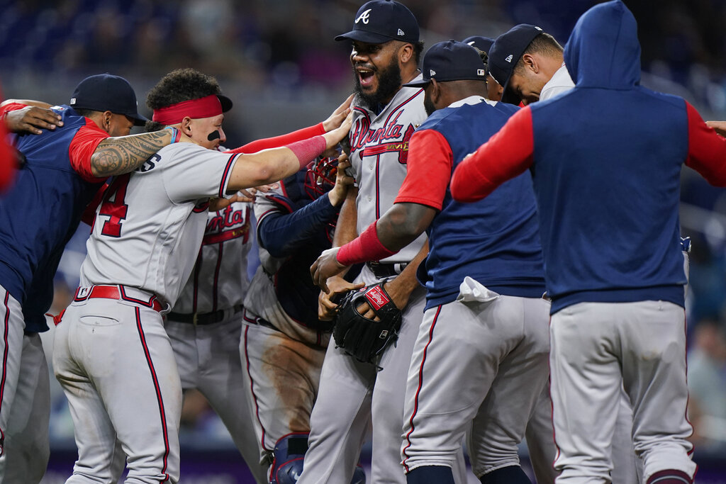 braves clinch nl east 2023