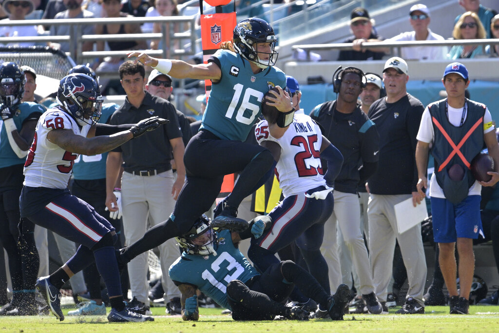 Jaguars Fall to Broncos in London - ESPN 98.1 FM - 850 AM WRUF