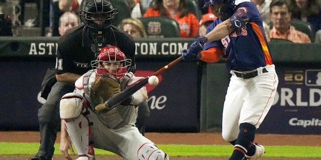 World Series Game 3: Phillies Beat Houston Astros, 7-0, Two Wins From Title  - Bloomberg