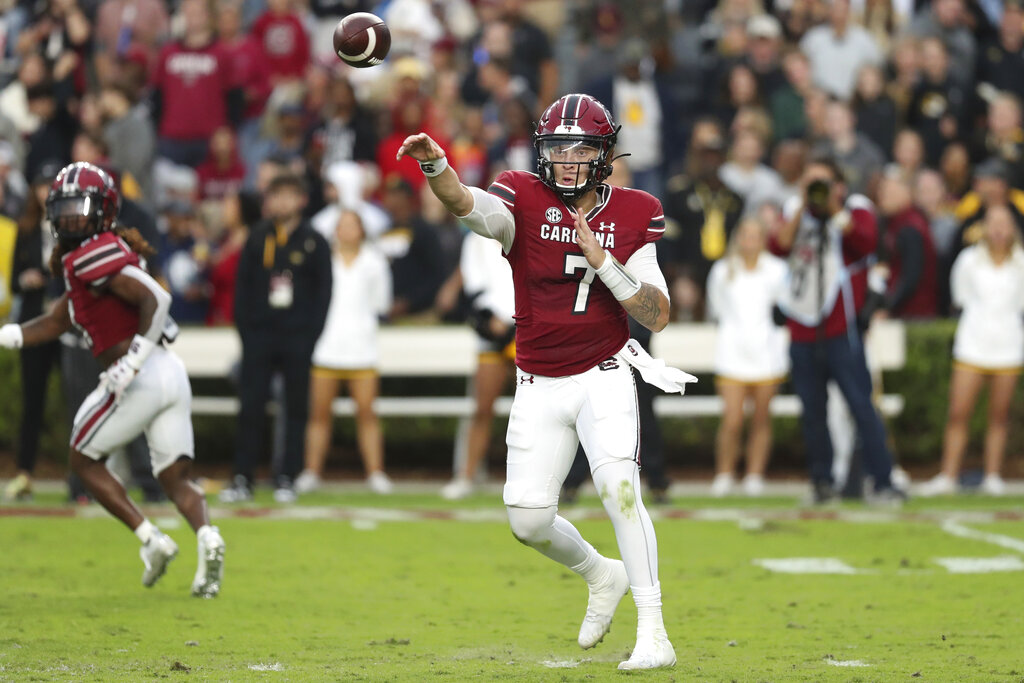 No. 1 South Carolina battles back to beat Mississippi State - The