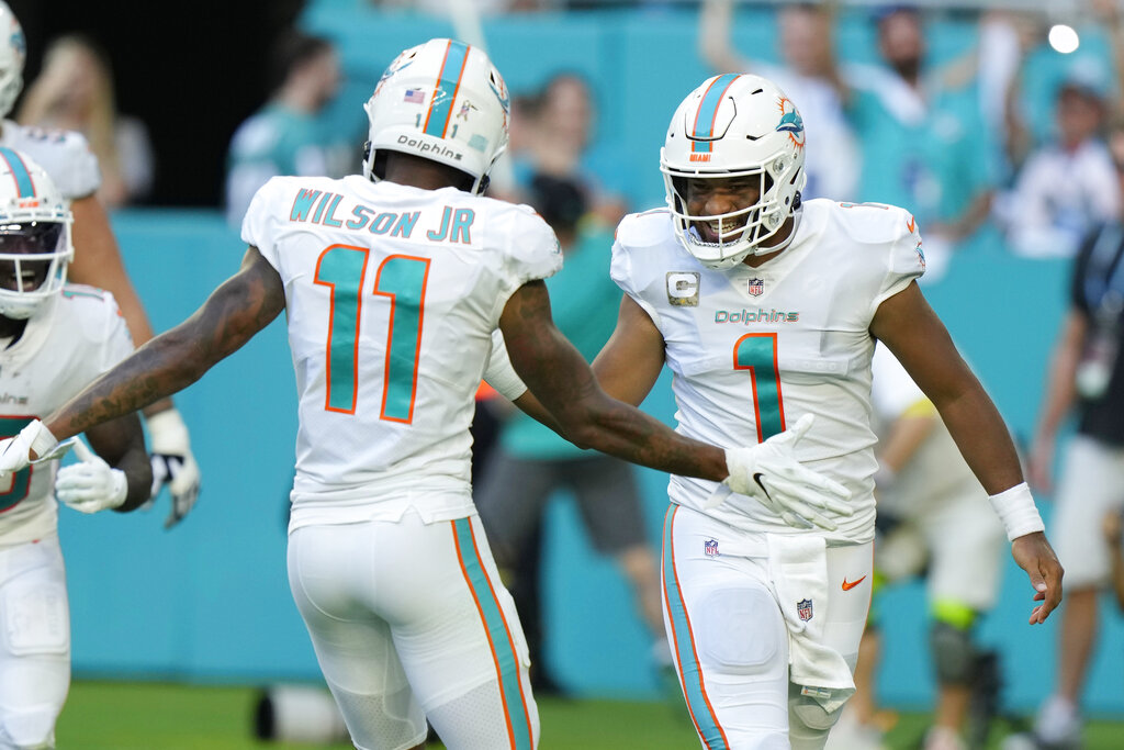 Miami Dolphins, AFC's only unbeaten team, dream of breaking 48-year streak  without a Super Bowl win