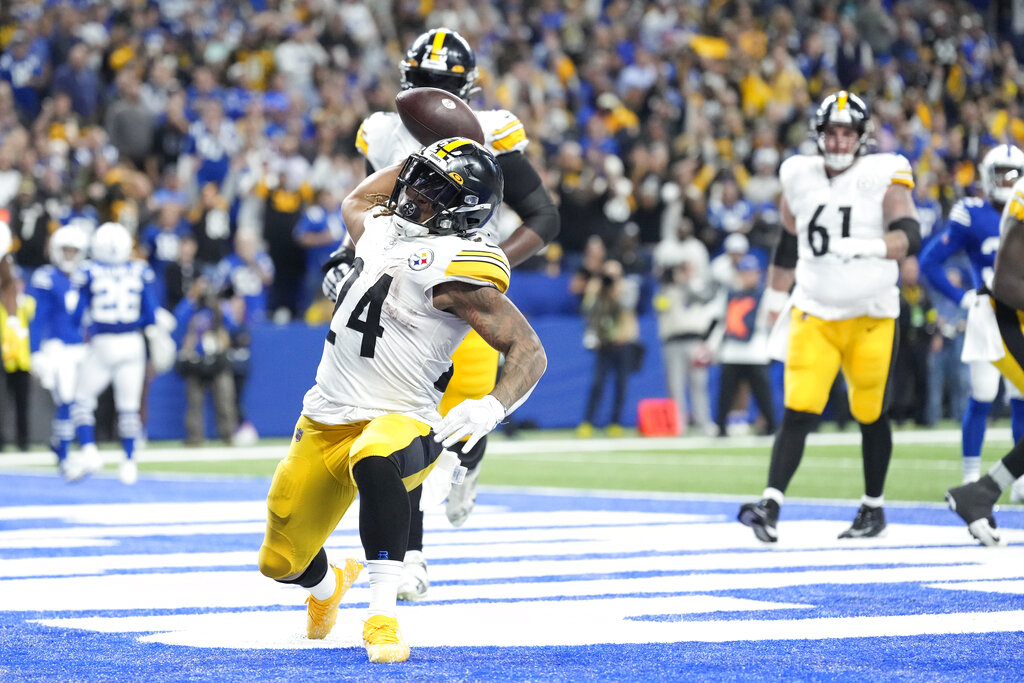 Steelers take on Browns In Thursday Night Clash - ESPN 98.1 FM - 850 AM WRUF