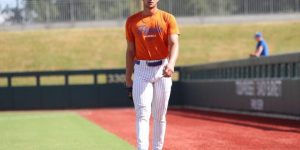 Sophomore Jac Caglianone struts up to the mound during the Orange & Blue intrasquad scrimmage. (Courtesy of UAA/Chloe Hyde)