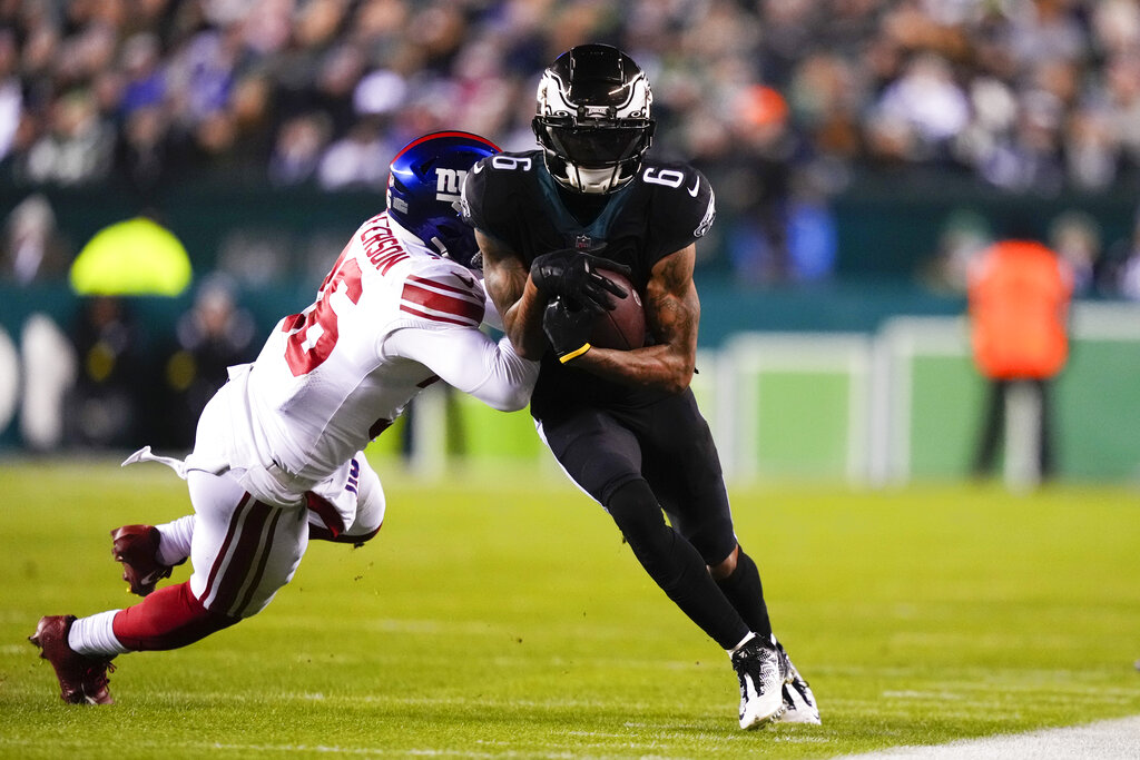 Philly Escapes Thursday Night Football With Win Over Vikings - ESPN 98.1 FM  - 850 AM WRUF