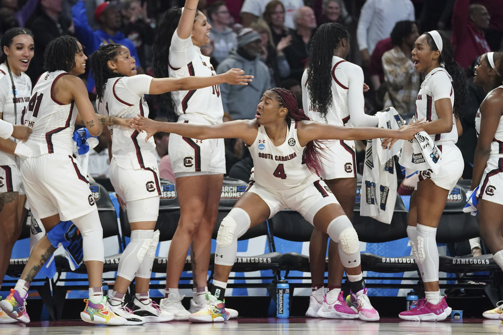 South Carolina women's basketball: Zia Cooke helps the Gamecocks survive in  overtime - On3