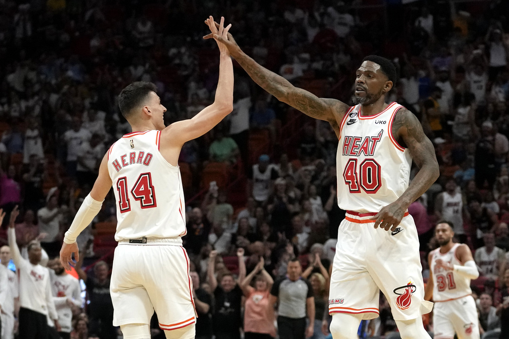 Miami Heat Make Playin Tournament, Face Atlanta Hawks ESPN 98.1 FM / 850 AM WRUF