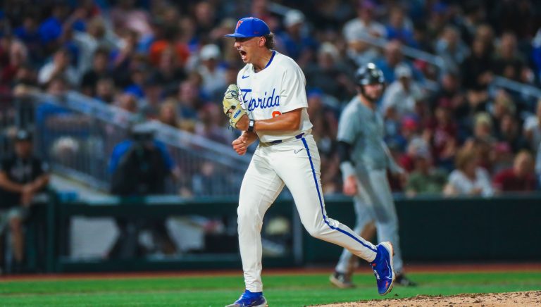 Gators Baseball Takes Game One of Super Regional Over South Carolina ...