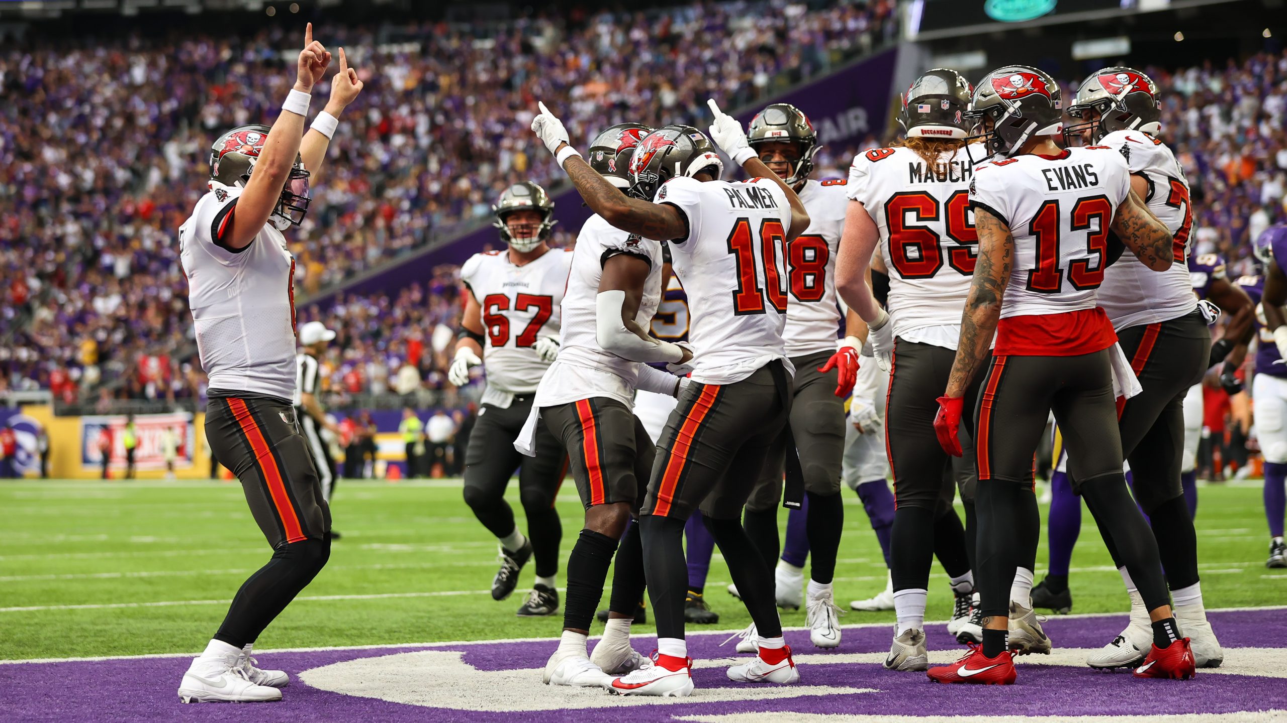 NFL Kickoff Preview: Vikings-Bucs Game Picks