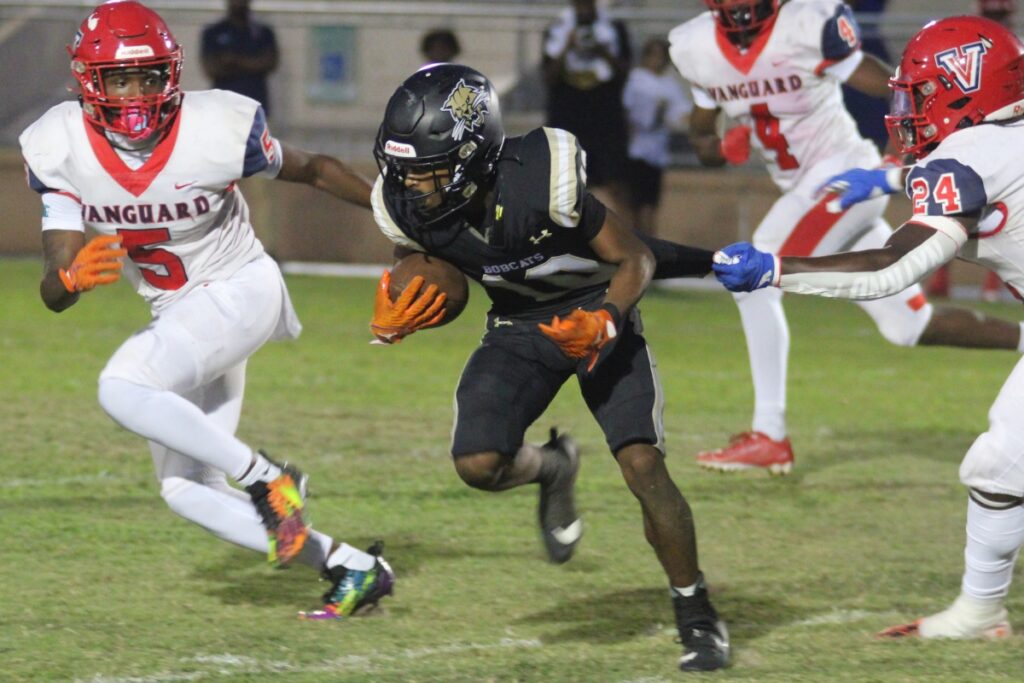 Buchholz and Oak Hall Dominate in Friday Night High School Football Games