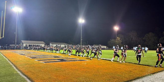 Hawthorne Football warming up