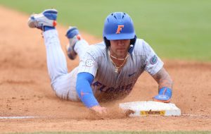 Gators right fielder Ty Evans