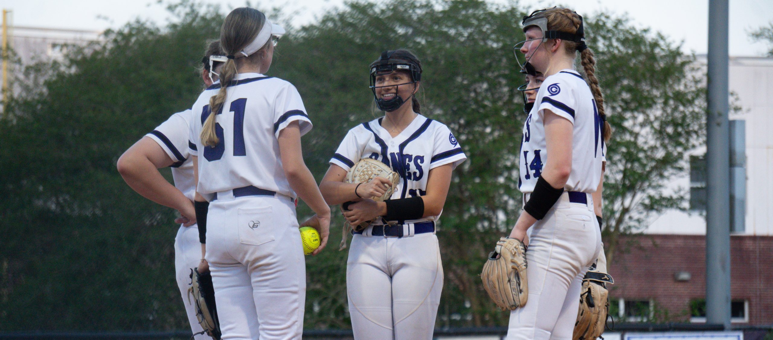 Photo Gallery: Gainesville Softball Defeats Bradford