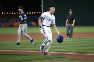 Gators shortstop Colby Shelton