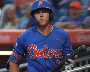 Gators shortstop Colby Shelton