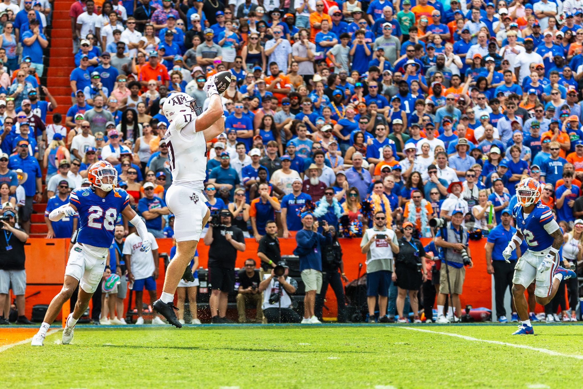 Florida Football Outmanned Again; Napier booed ESPN 98.1 FM 850 AM WRUF