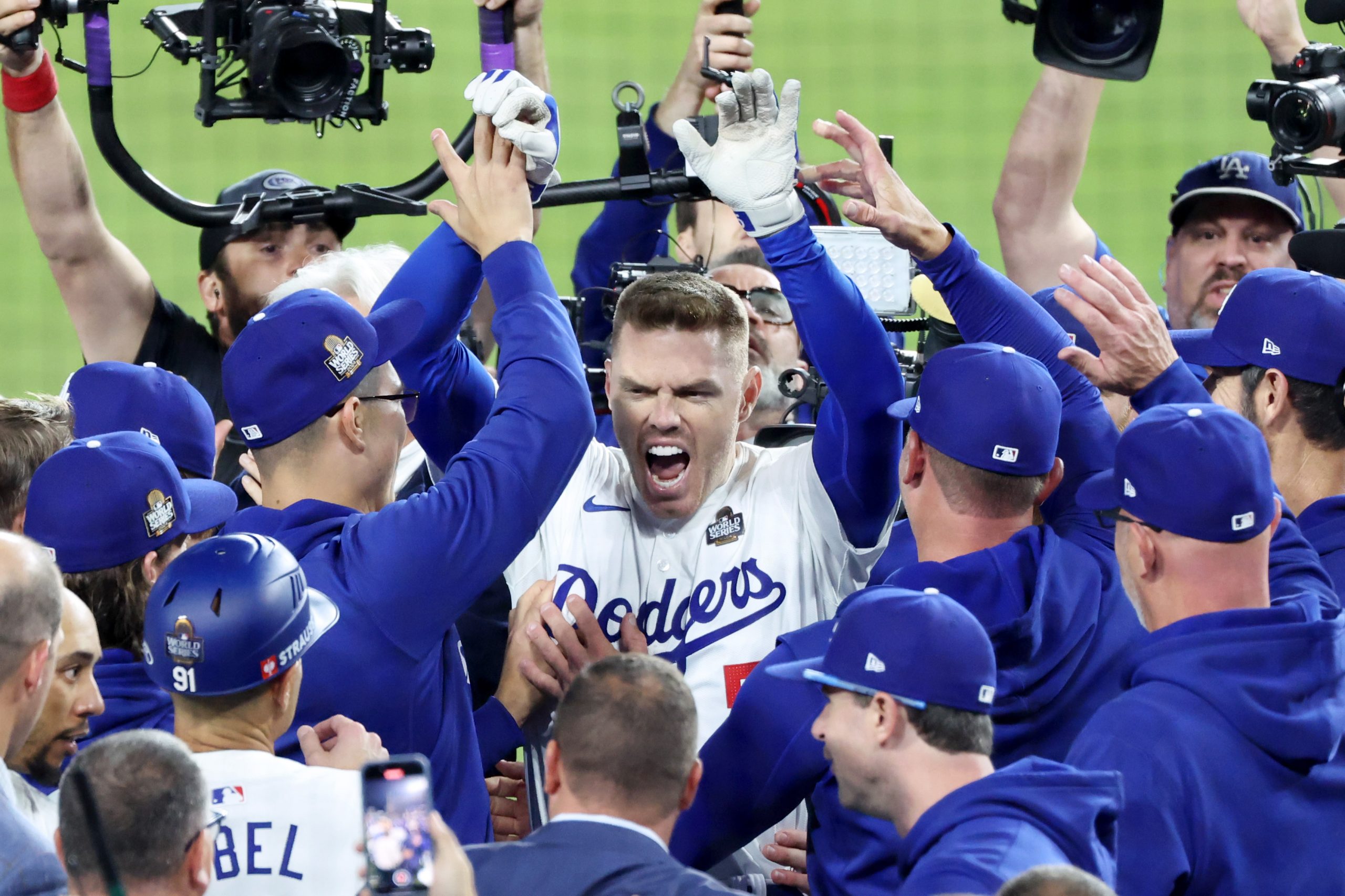 Dodgers On The Brink? Angels' Series Advantage Is Huge - v9oi8sz