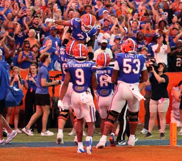 No. 15 Florida Rolls Over Long Island in Season Opener
