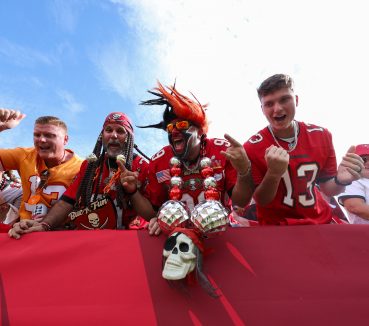 Bucs Eye Fifth Straight, Jags Reload, Dolphins Still Searching