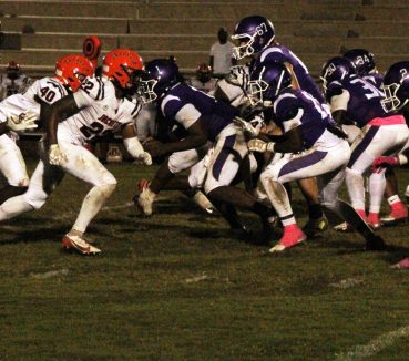 GHS Football Suffers Fourth Consecutive Loss