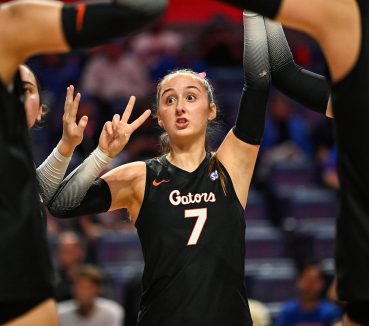 Gators Volleyball Looks for Second Straight Win At Arkansas