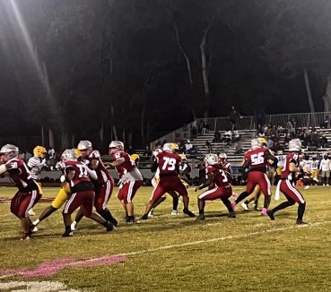 Newberry Football Handles Santa Fe on Road