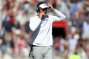 ‘The Lane Train’ Gains Steam as Florida Gators Eye Kiffin