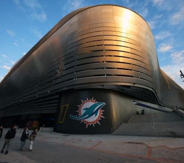 NFL Week 11 Preview: Dolphins Play in Madrid, Bucs Face Pivotal Contest