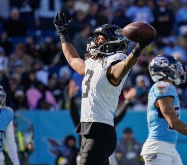 NFL Fantasy Recap: Achane, Meyers Top Performers Again