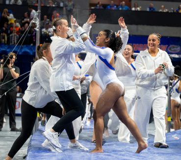 No. 1 Florida Gymnastics Defeats No. 4 Alabama in SEC Opener